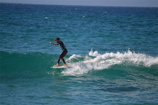 campeonato surf en soesto longboard en la playa de soesto