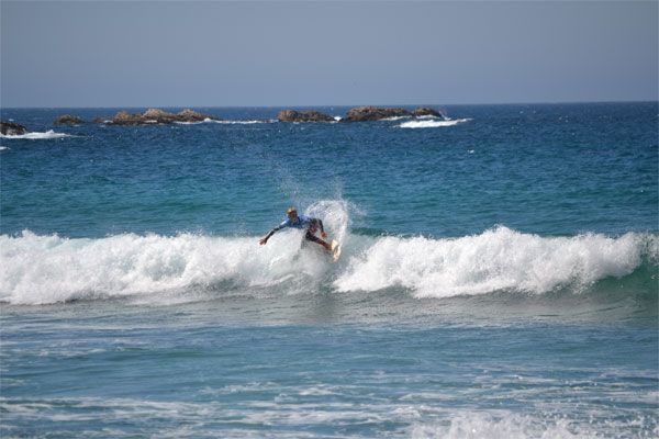 las mejores playas para surfear en Galicia soesto surf