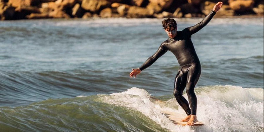 longboard surfing longboard es el estilo relajado del surf
